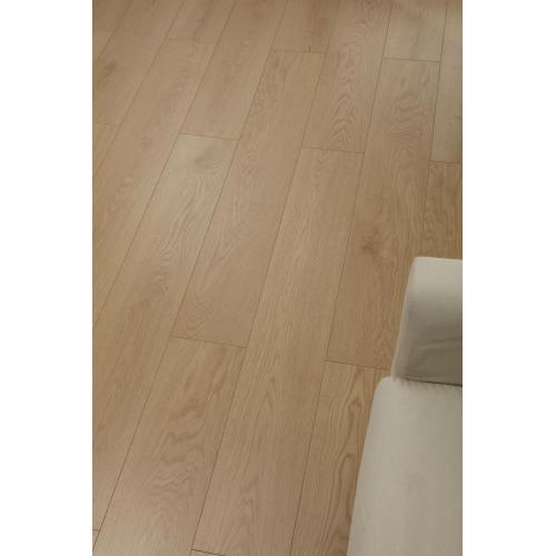Bahan Dekorasi Dalam Ruangan 12mm HDF AC4 Lapangan Laminasi