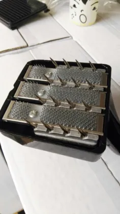 Carpet Knee Kicker and Flooring Tools