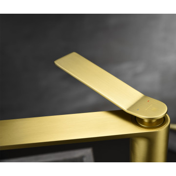 Jasupi China Manufacturer Luxury Brass Golden Tall Basin Mixer Water Faucet Bathroom Taps Gold