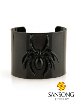 Atas laba-laba ukiran yang bergaya bijoux pistol Desain hitam bangle