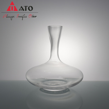 Ato memimpin decanter wain merah kristal percuma