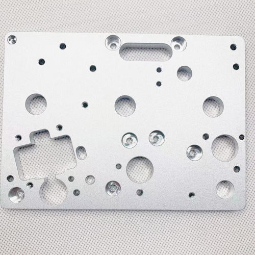 Služby 5osého CNC obrábění