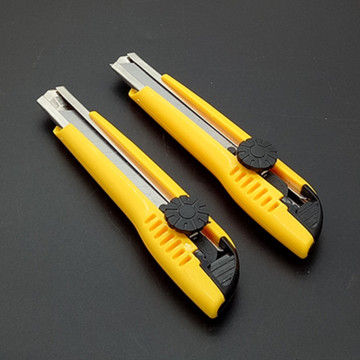 twist lock utility knife