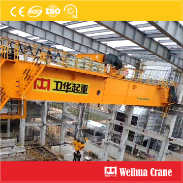 Cần cẩu trên cao 390 tấn