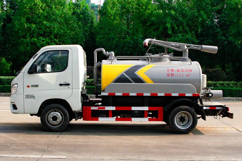FT-2fecaltruck (12)