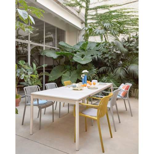 Stackable Plastic Outdoor Garden Chairs Weather-Resistant