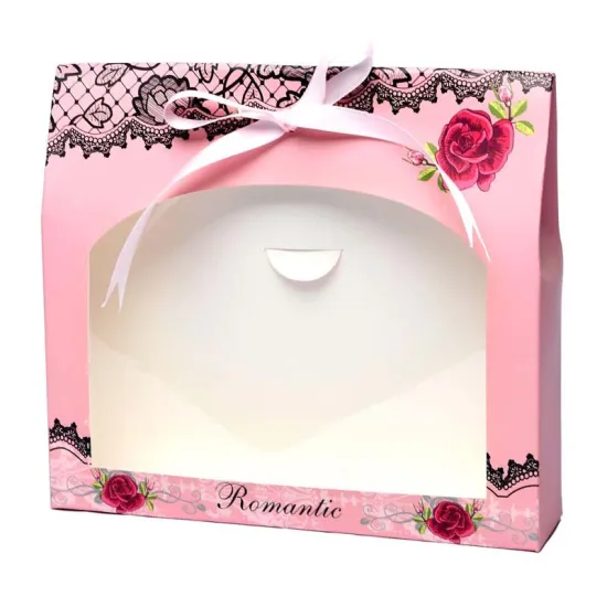 The environmentally friendly cake carton