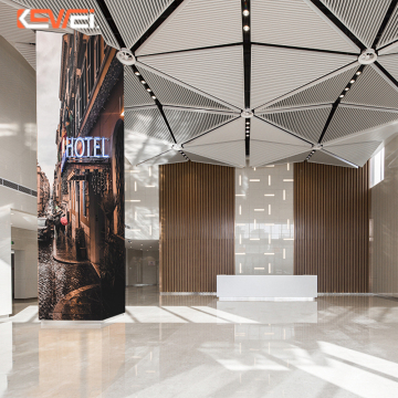 Outdoor and Indoor Pillar LED Display Screens