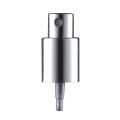 Pumple de pulvérisation de brume de parfum en aluminium noir Couleur personnalisée Pompe d'huile essentielle 18/410