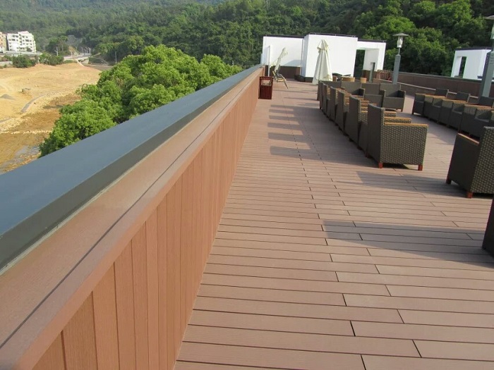 Anti-slip Wpc Decking