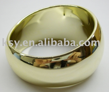 Fashion bracelet