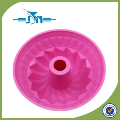 Brand new silicone cupcake mould supplies with high quality