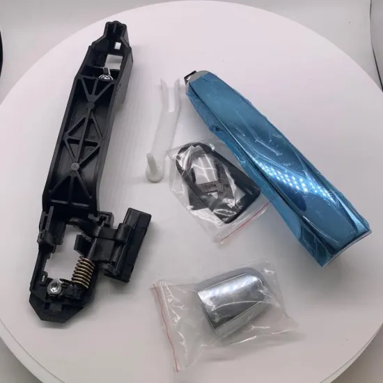 HILUX FRAME SUB-ASSY DOOR OUTSIDE HANDLE 69203-0K010 69201-06010 69204-0K010 69202-06010" could be simplified to:

"HILUX Door Outside Handle 69203-0K010 69201-06010 69204-0K010 69202-06010" 

This title highlights the product type and includes the releva