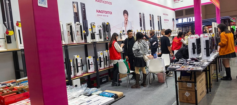 Tang Daiping, General Manager of Chongqing Liyu Precision Technology Co., Ltd., was invited to attend the 4th China (Chongqing) Building and Decoration Materials Expo to explore new opportunities in the industry