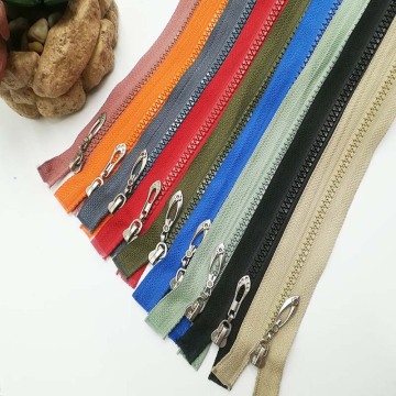 7 Inch Separating and Metal Zippers