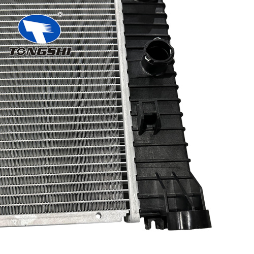 Aluminum Auto Radiator for BENZ CLS-CLASS W219 CLS 280 CDI 04 - Cooling System