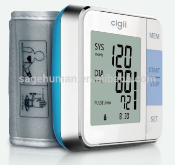 Automatic Digital Wrist Type BP monitor with Case