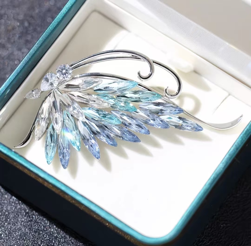 Zircon luxury elegant crystal butterfly brooch