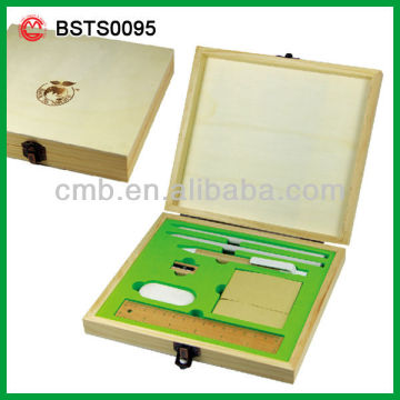 ECO STATIONERY 2013 WOODEN BOX SET