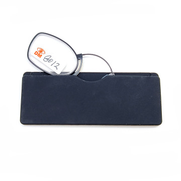 DM8012 S002 Hülle: Stylish Clip Nase Folding Metall Lesebehandteil in Edelstahl - Leichtes und faltbares Design