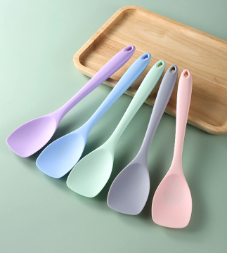 Fabrication de pâte en silicone et de gratte