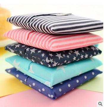 Customizable Environment-Friendly Folding Bags for Supermarket Shopping