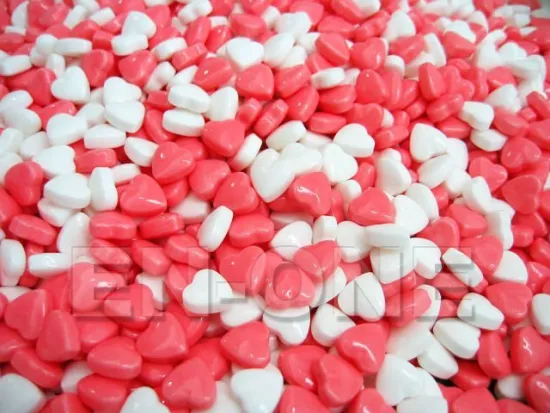 Valentine's Day gifts/heart-shaped hard candy