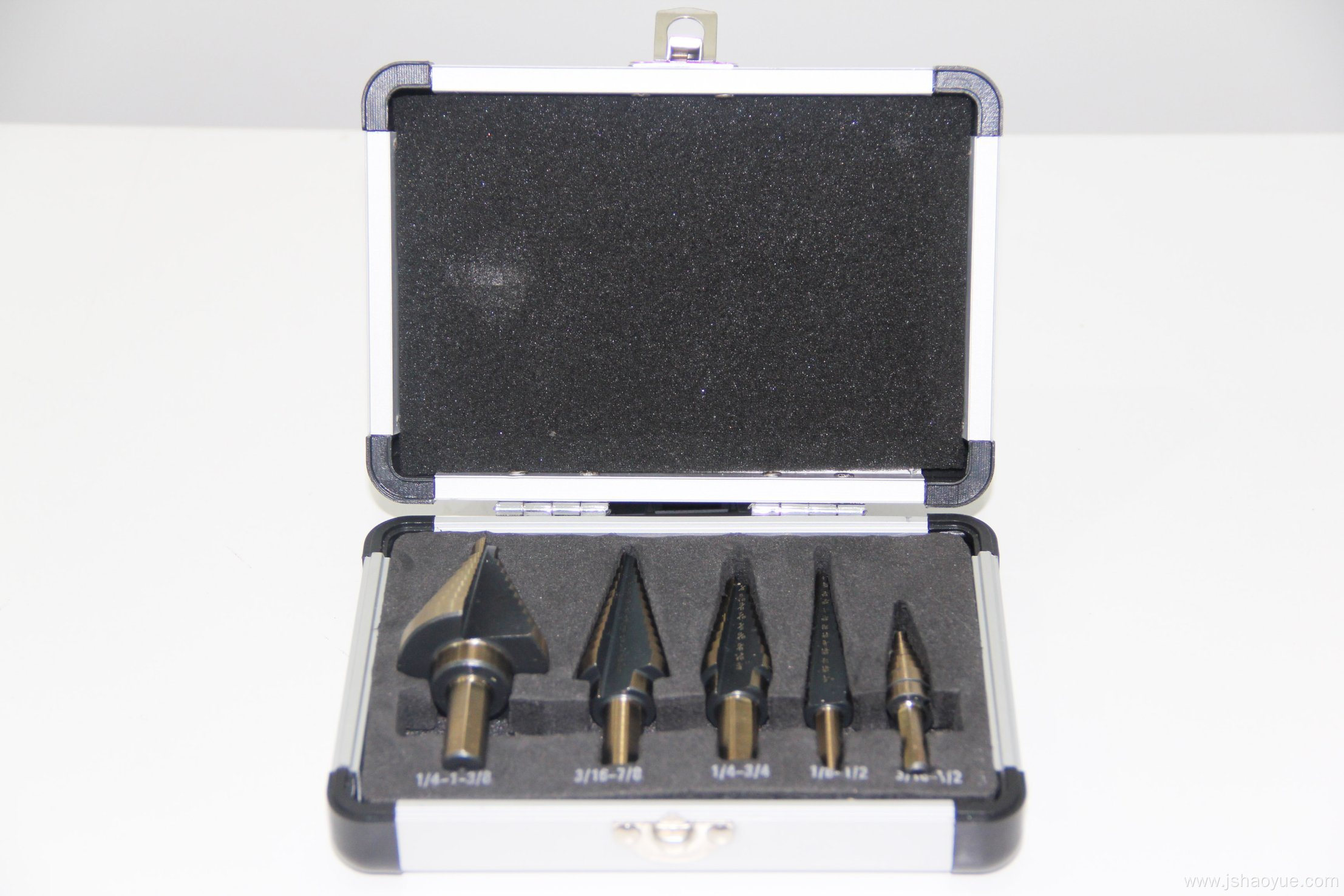 Step Drill Bits Kit in Aluminum Case