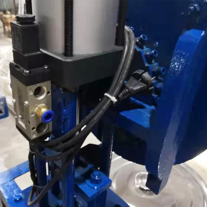 Automatic Pneumatic PVC Doll Rotational Molding Machine