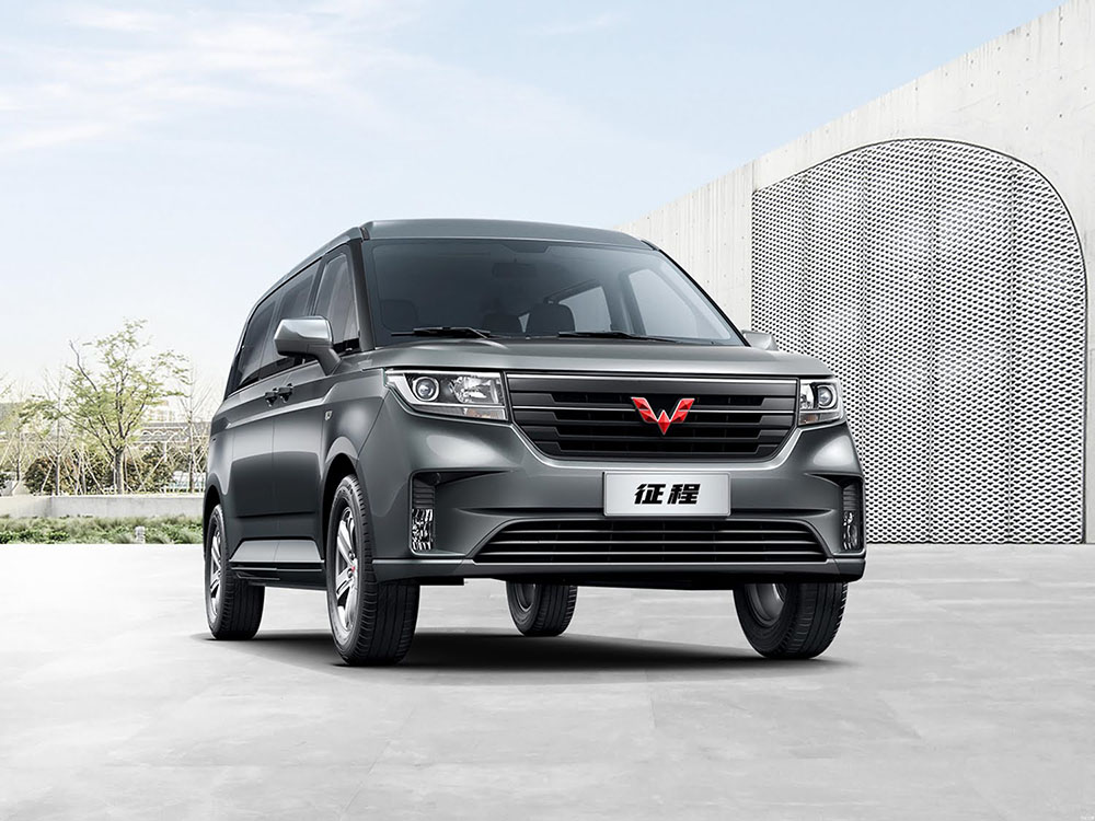 2022 Wuling Zhengcheng Mpv Family China Exterior 003 Front Three Quarter Jpg