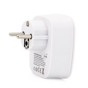 EU 2 Type-C &amp; 2 USB 포트가있는 미국 여행 어댑터