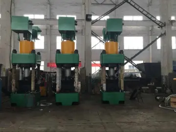 High Pressure Scrap Iron Chippings Briquetting Machine