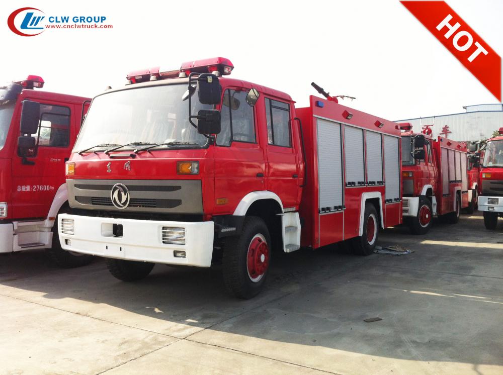 سيارة الإنقاذ في حالات الطوارئ العلامة التجارية الجديدة Dongfeng 5500litres