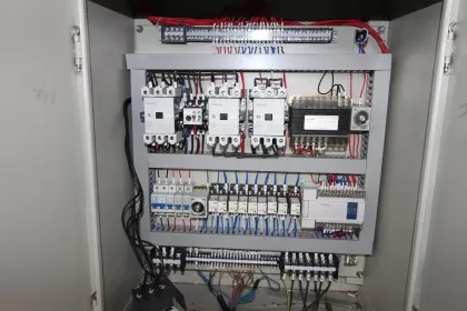 Building Machine Hydraulic Press , Four-column Hydraulic Press Machine , Hydraulic Press