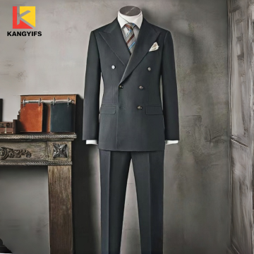 Costume croisé gris foncé élégant pour les affaires