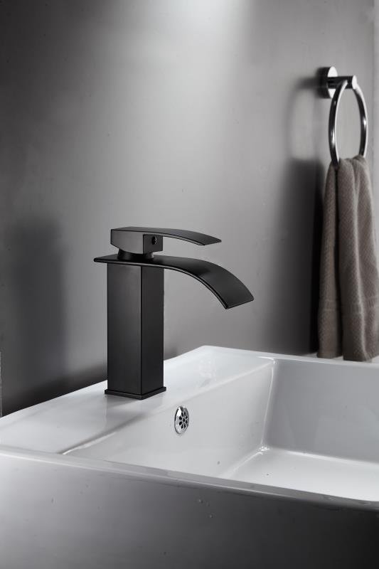 Mezclador de grifo de cascada de lavabo de acero inoxidable cuadrado de baño de lujo