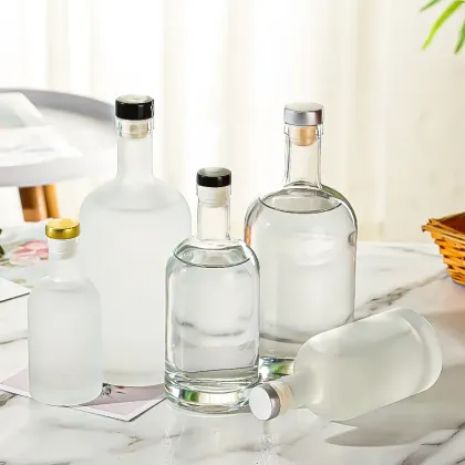 Round 750ml Glass Vodka Liquor Bottle with Cork