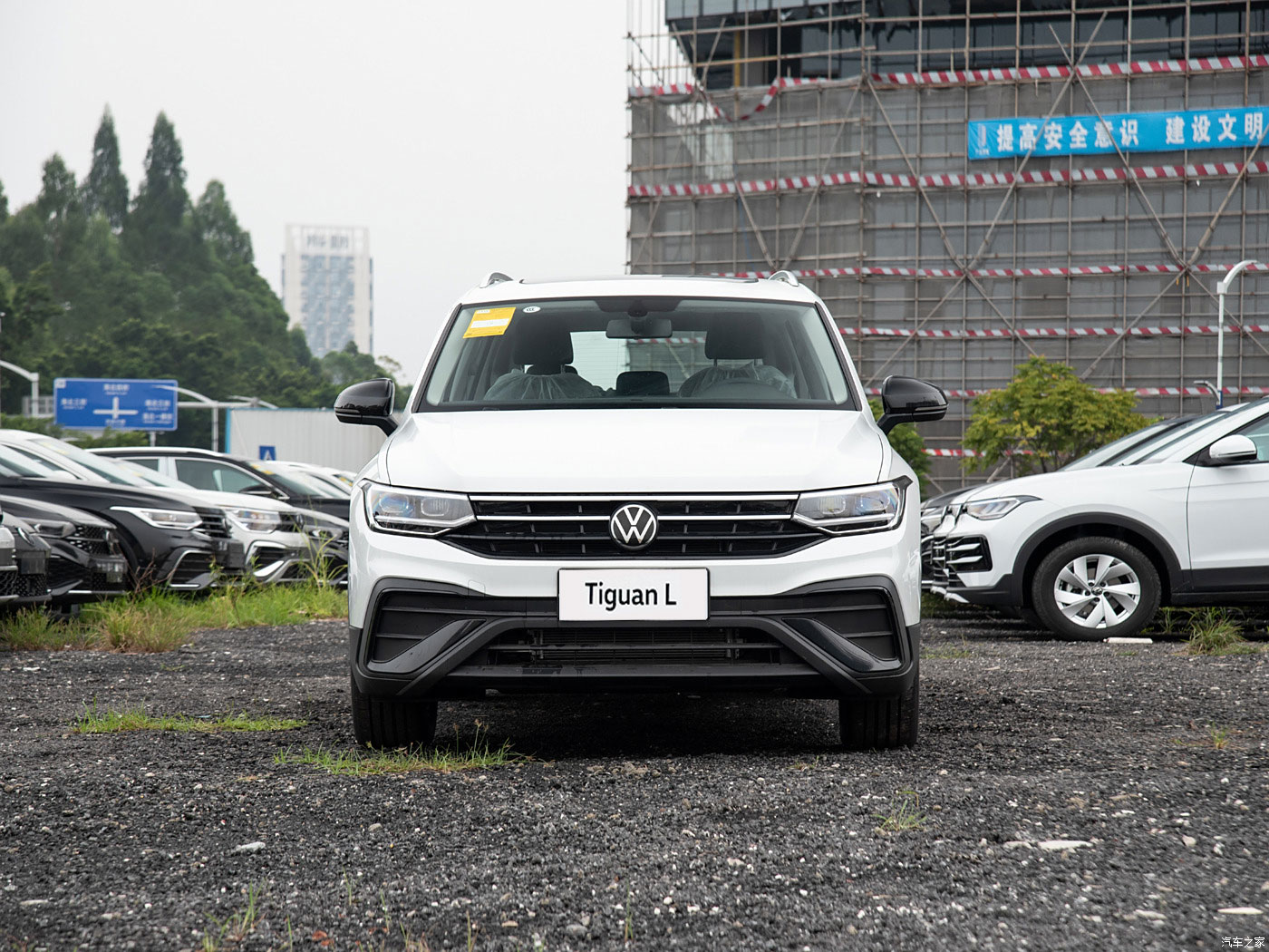 2024 Volkswagen Tiguan L