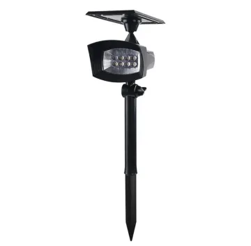 High-brightness solar LED spotlight for courtyard