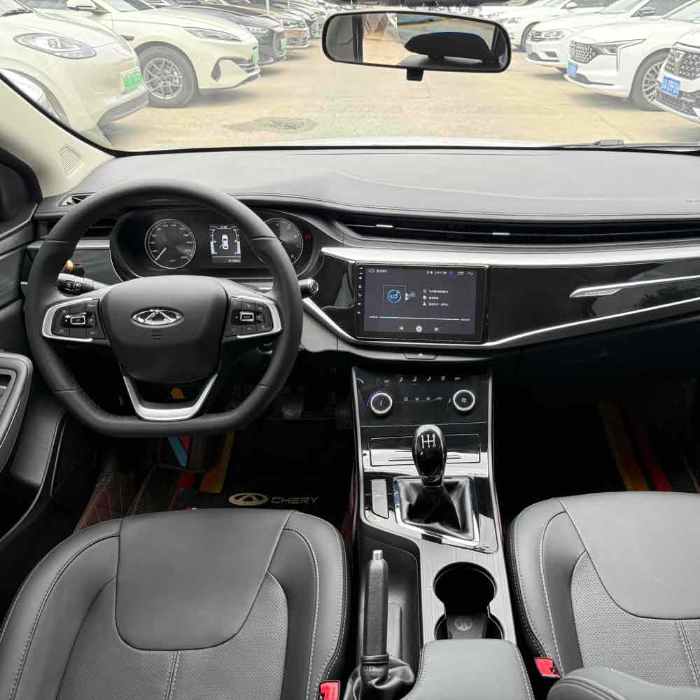 Used car for family use Chery Arrizo 5
