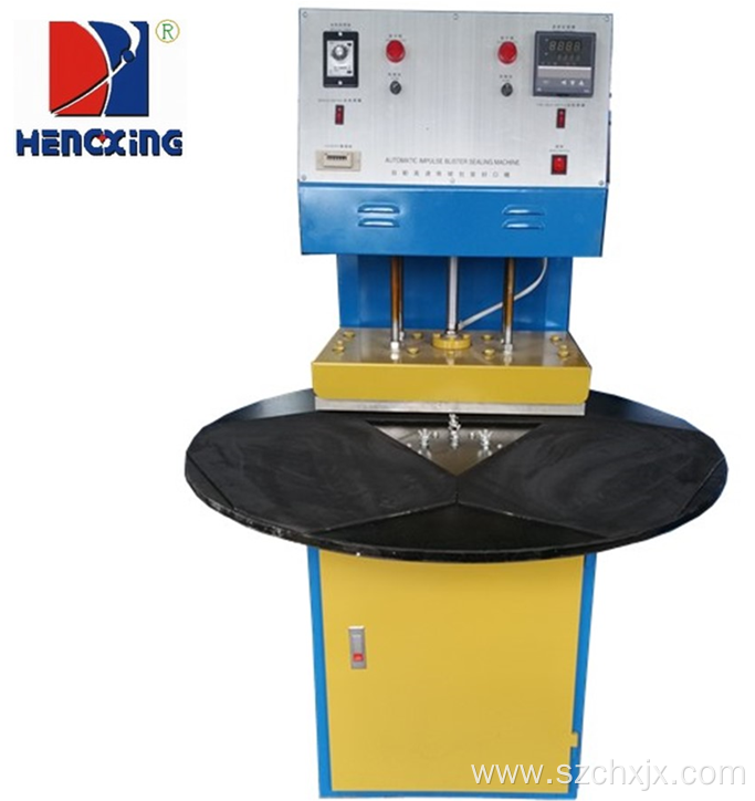 Automatic blister heat sealing machine for clamshell