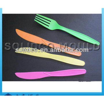 Cucchiaio da cucina personalizzato in plastica a caldo e stampo fork