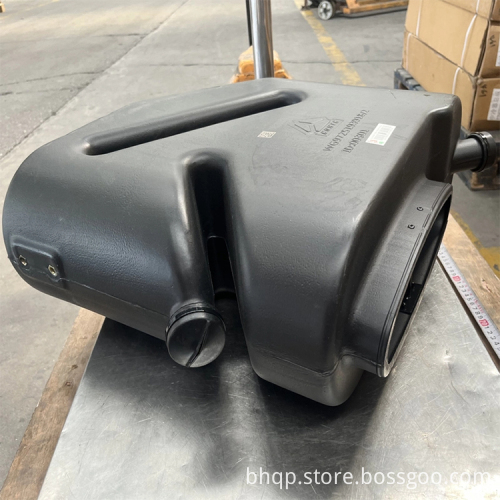 SINOTRUK HOWO 336HP 6x4 Dump Truck Original Spare Parts - Oil Bath Filter, Air Intake, Intake Duct