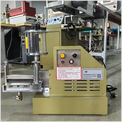 Intelligent Frequency Conversion Roller Coating Cementing Machine 150mm Roller for Shoe Sole & Leather Cementing DL-128