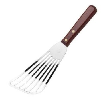 Flexible fish turner, wooden handle
