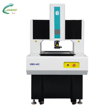 Two dimensional measuring instrument