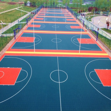 Buiten indoor basketbalveld tegels vloeren