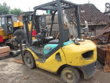 used komatsu forklift FD25T