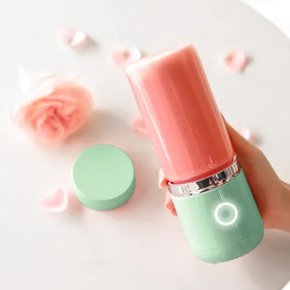Wireless Portable Rechargeable Juicer Blender