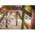 Sculpture en bois de grimpeur en plein air pour enfants